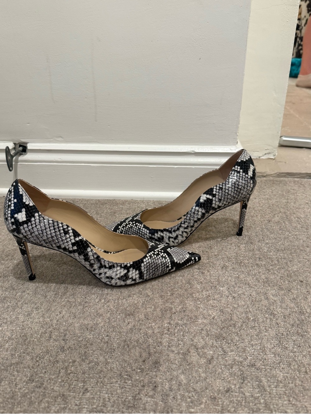 Stuart Weitzman Black and White Snake-Print Pointed Toe Pumps
